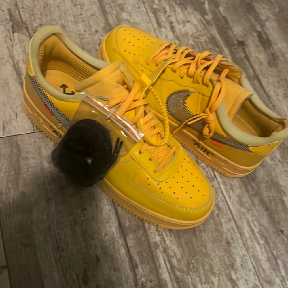 Jordan 1 off white lemonade
